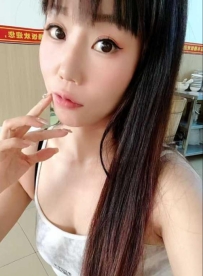 白云-小容